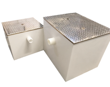 Load image into Gallery viewer, OlioSep™ Flush Mount Plastic Oil/Water Separator