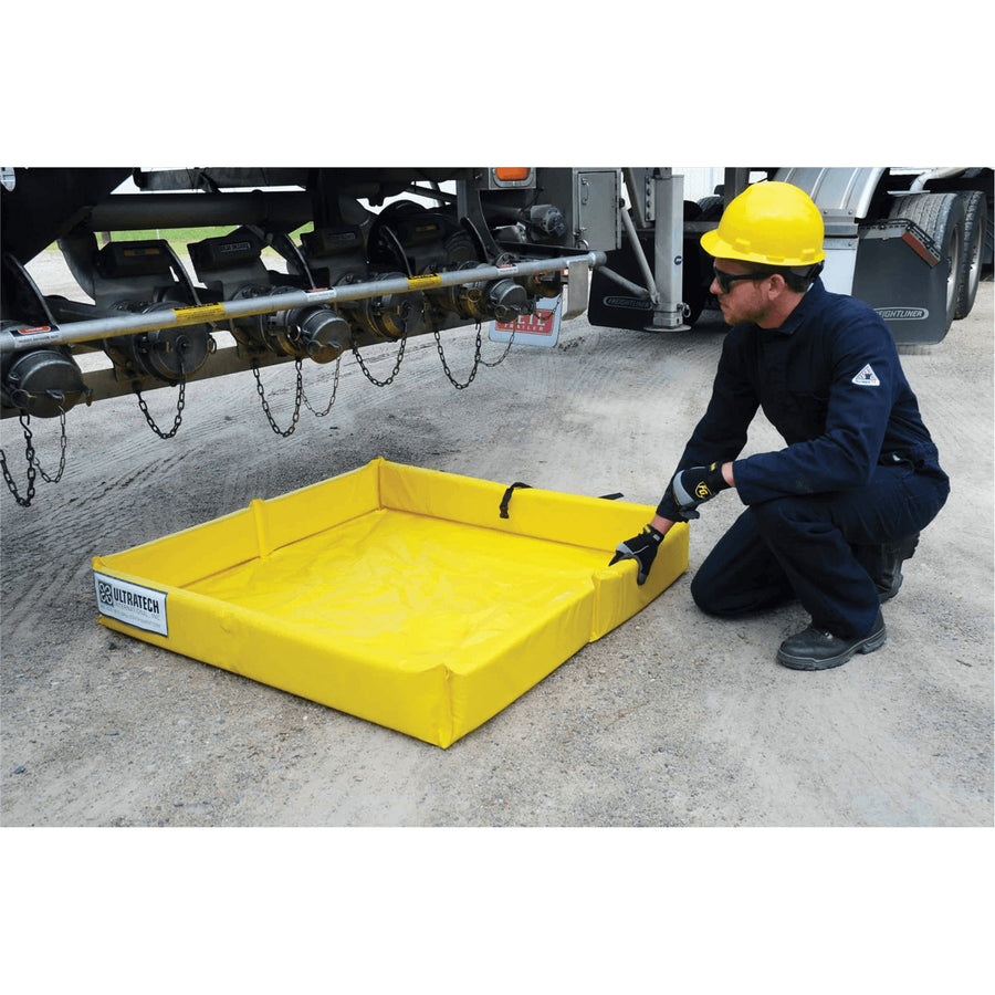 UltraTech Ultra-Mini Berm, 60 US gal. Capacity, 4' W x 4' L x 6" H, Foam Wall